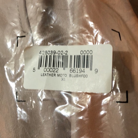 Leather Banana Republic Moto jacket - Picture 6 of 8